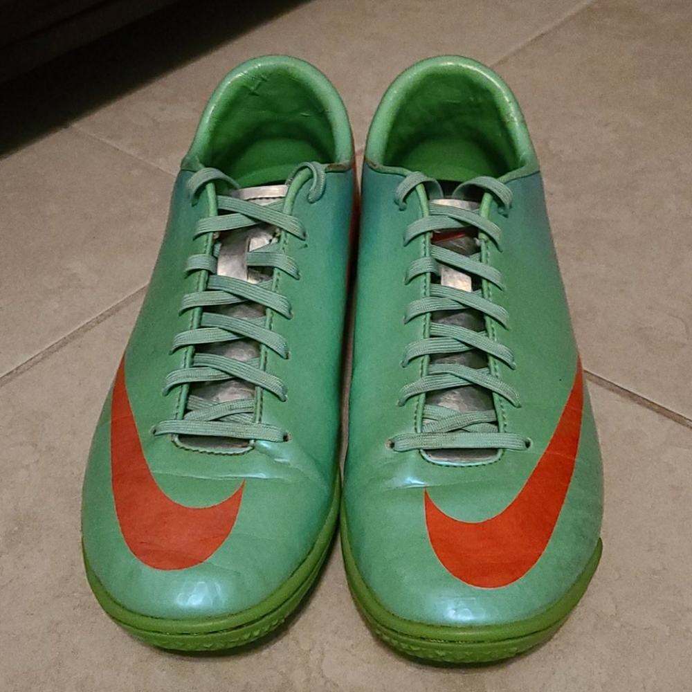 Nike mercurial (turf) cleats